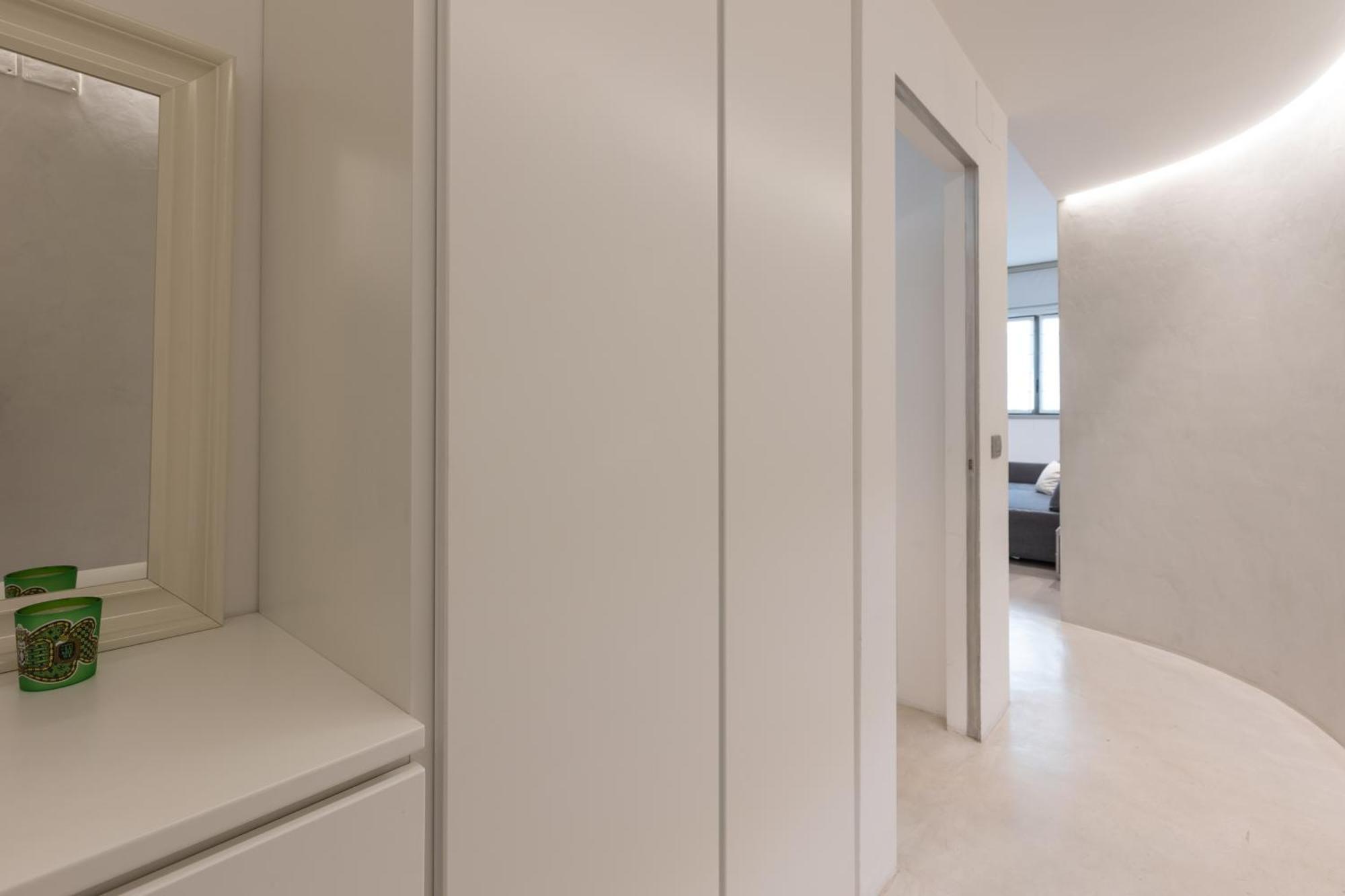 Ampio Bilocale Repubblica - Mirable Pm Apartment Milan Bagian luar foto