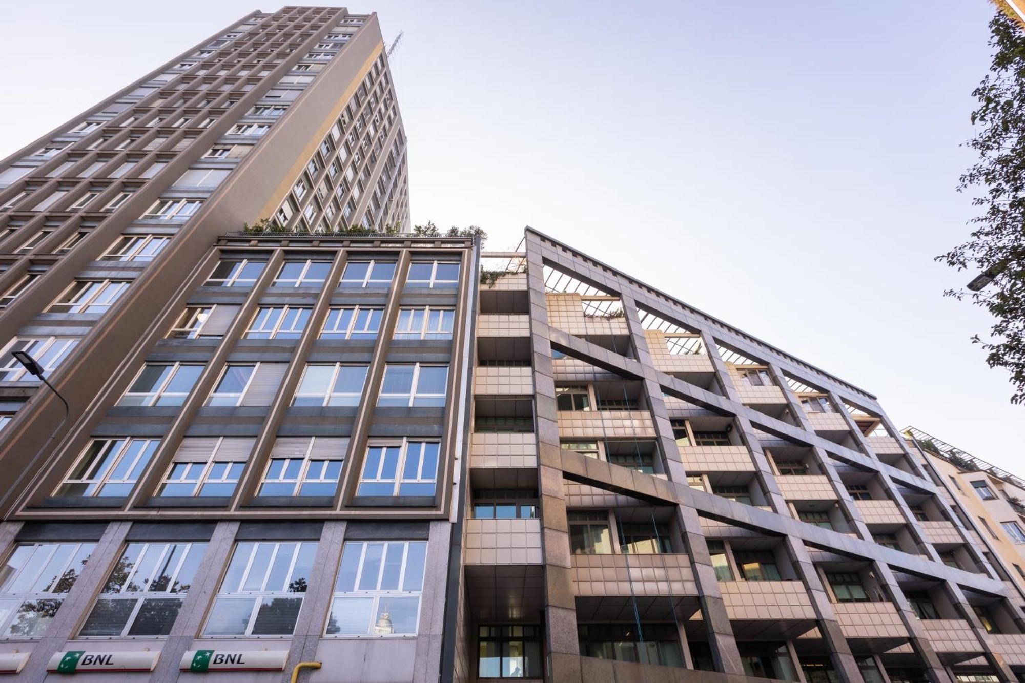 Ampio Bilocale Repubblica - Mirable Pm Apartment Milan Bagian luar foto