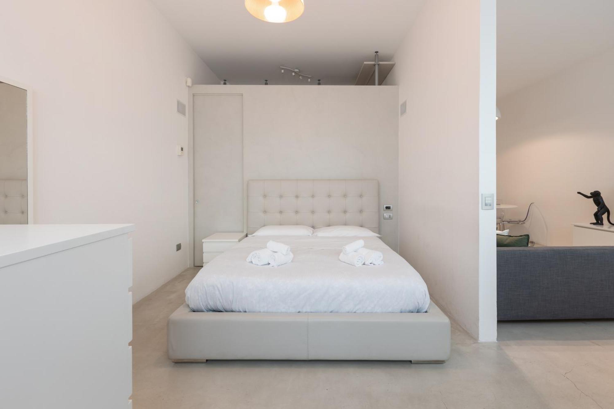 Ampio Bilocale Repubblica - Mirable Pm Apartment Milan Bagian luar foto