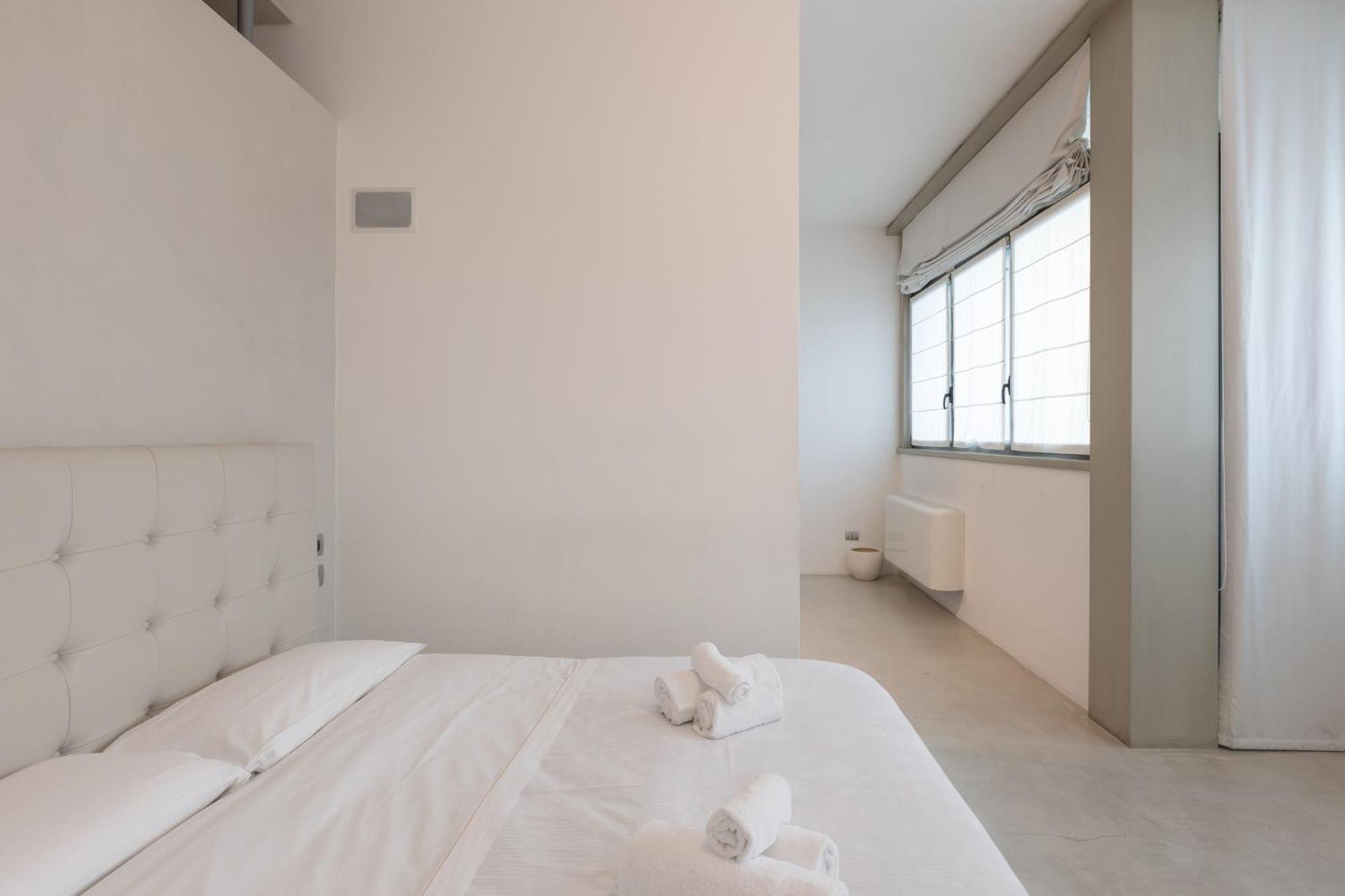 Ampio Bilocale Repubblica - Mirable Pm Apartment Milan Bagian luar foto